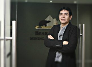 Andrés Franco Longhi de Bear Creek Mining, anuncia inversión de US$ 545 millones para el proyecto minero corani en Puno