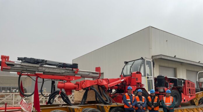 MECA PERÚ, Sandvik dona equipo de perforación jumbo a la Universidad Nacional del Centro del Perú