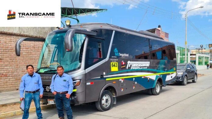 La empresa cuenta con una amplia flota y homologaciones que respaldan sus servicios de transporte de personal y carga para minería, construcción, ingeniería y seguridad.