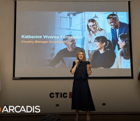 Arcadis impulsó la formación en ingeniería mediante espacios de intercambio con estudiantes de la UNI