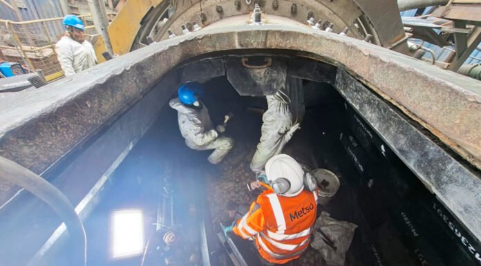 Metso destaca beneficios de revestimientos híbridos Poly-Met: mayor vida útil y fabricación local