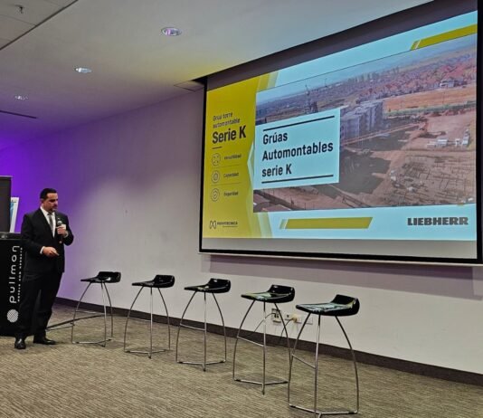 Movitecnica presentó ventajas de Grúas Torre Automontables Liebherr | Pre-Congreso de Ingeniería MINDER